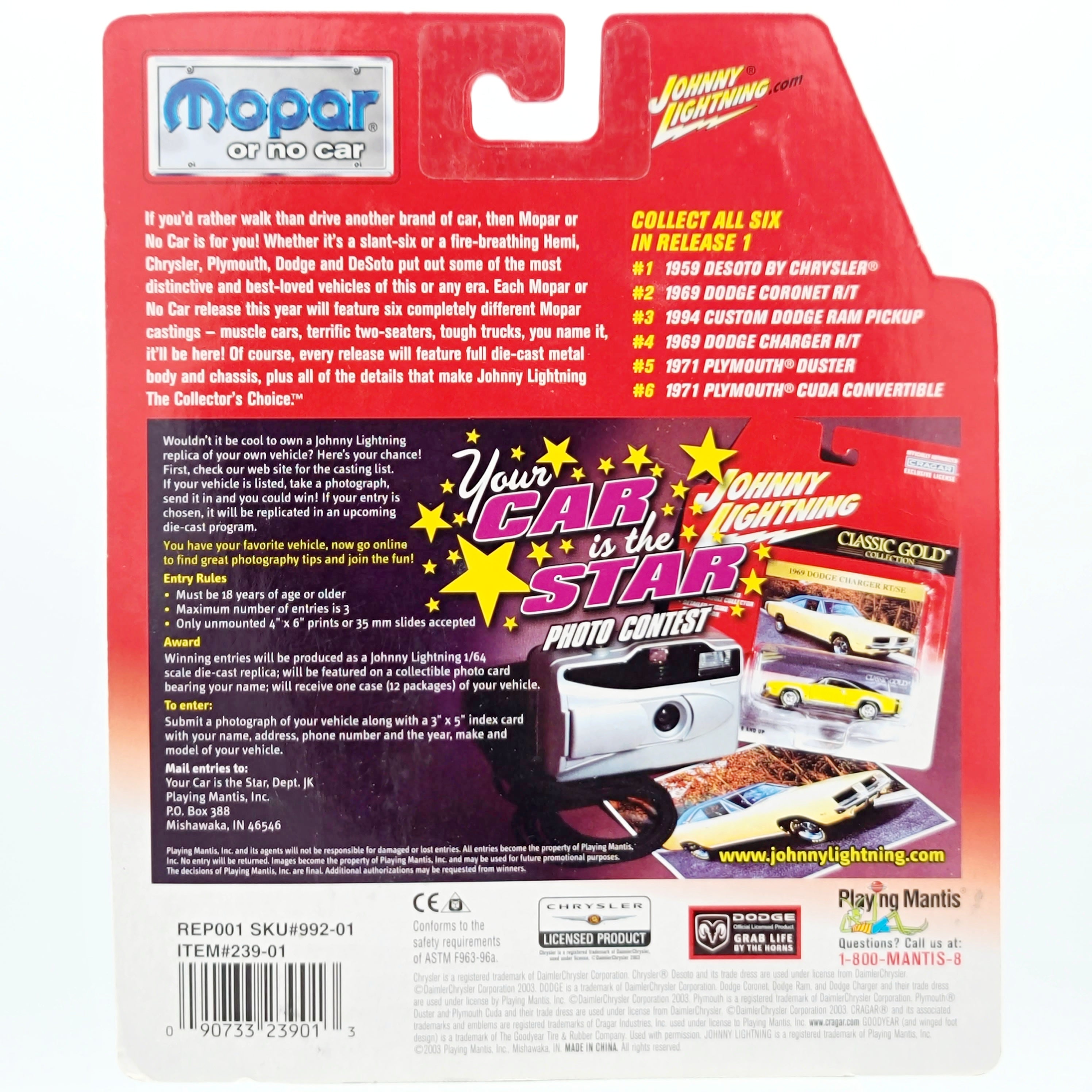 Johnny Lightning '71 Plymouth Duster - 1:64, w/ Photo Card (2003 Mopar or No Car Rel 1)
